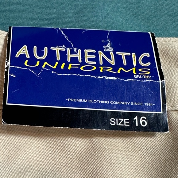 Authentic school uniform brand khaki shorts size boy's 16 NWT - Picture 4 of 14